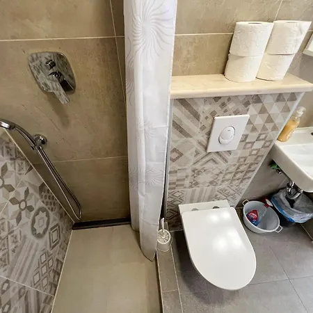 Semesterbostad Robinson Olympos Gdinj