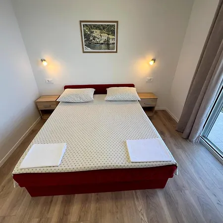 Semesterbostad Robinson Olympos Gdinj