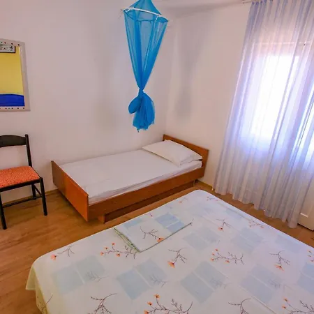 Robinson Olympos Gdinj